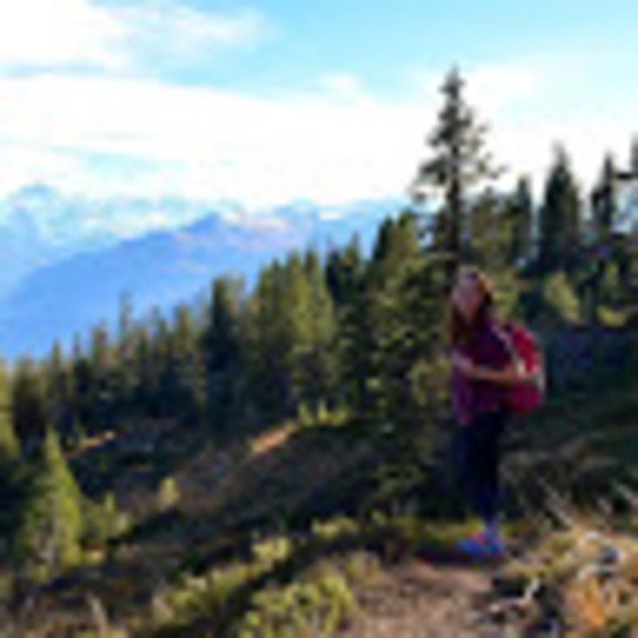 Meet your Posher, Brooke - Picture 1 of 1